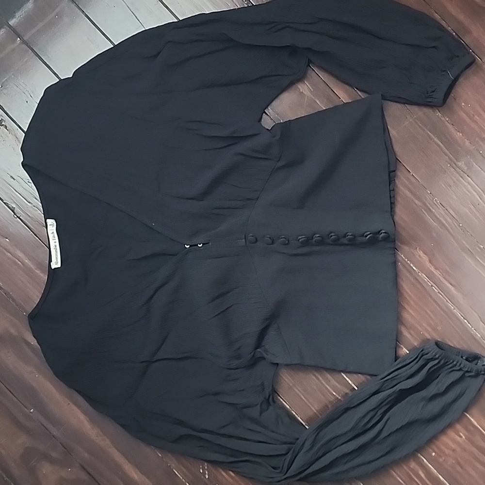 A&F Black Women's Top